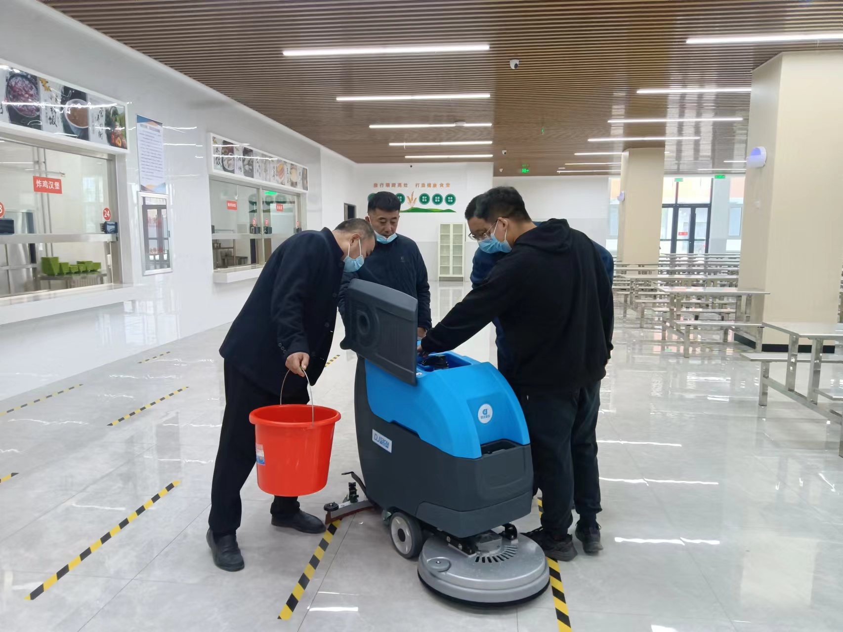 How does the floor washer finish the cleaning work?