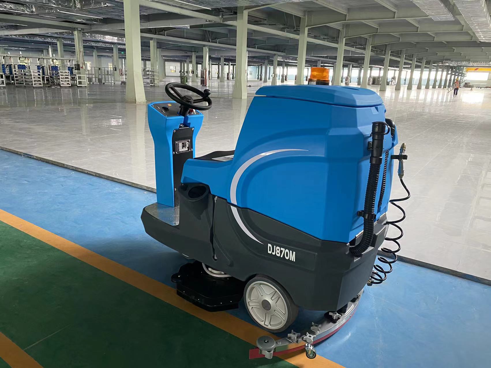Classification of industrial floor washing machines