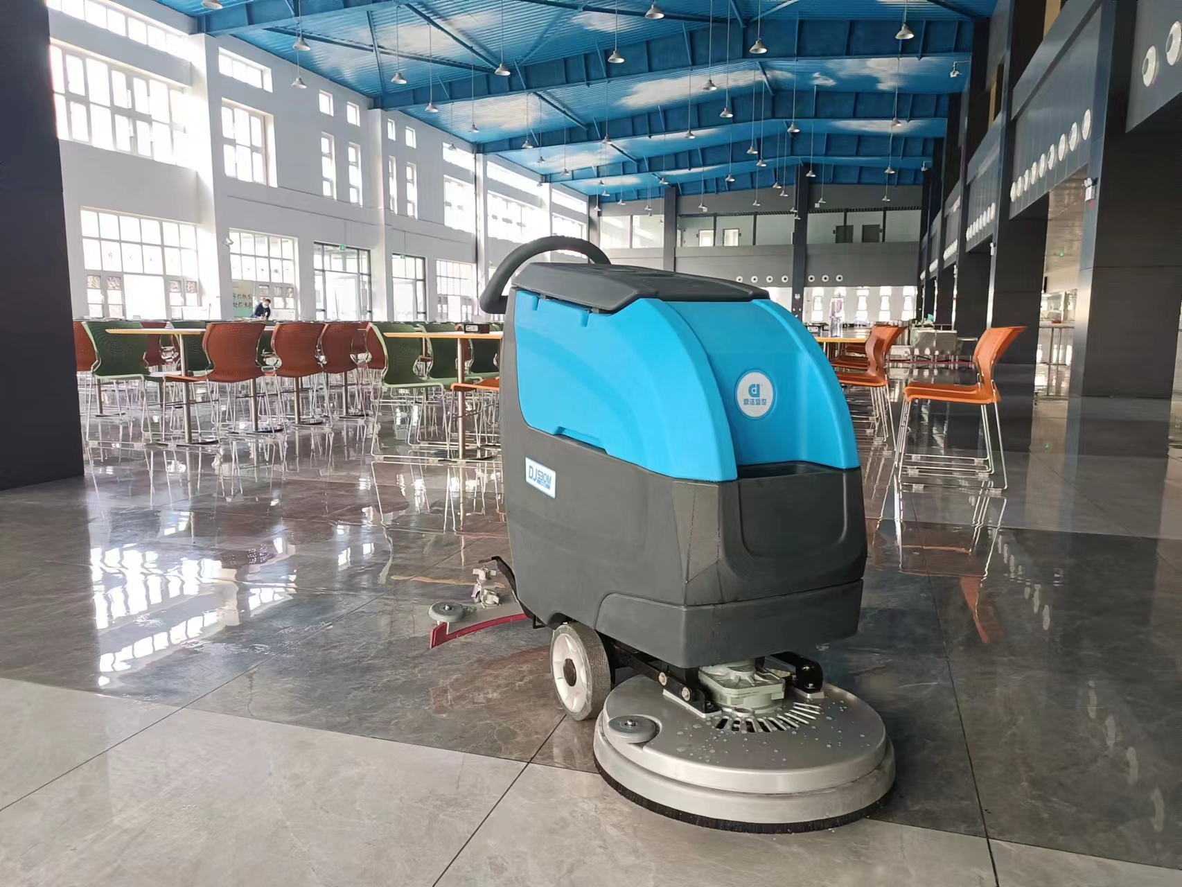 Starting from customer needs, manufacture the most personalized floor washing machine