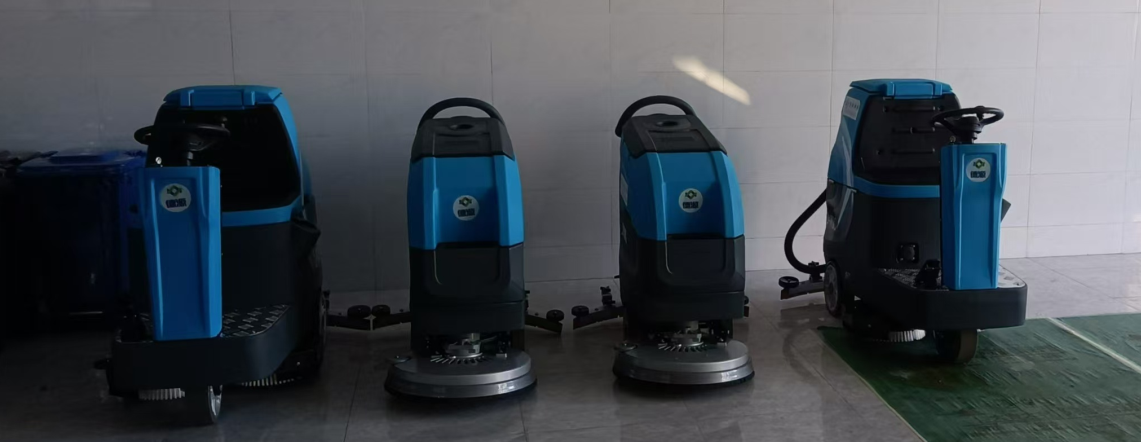 Driving a floor scrubber + a hand push scrubber, a great combination